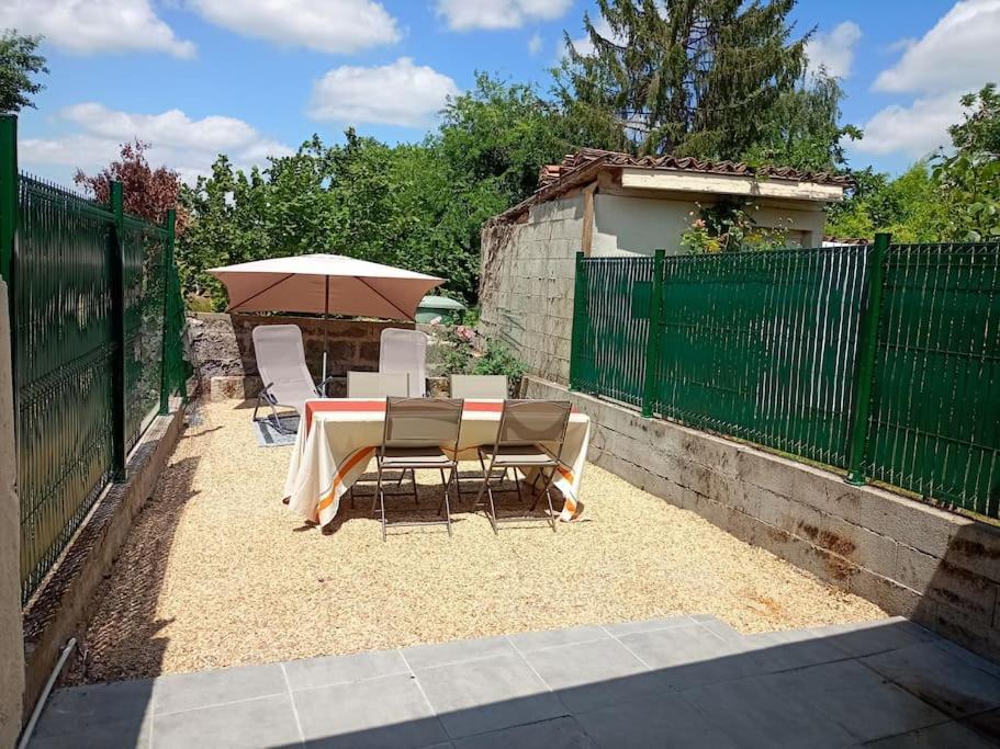 Charmante Maison Le Fagnard Coutras Extérieur photo